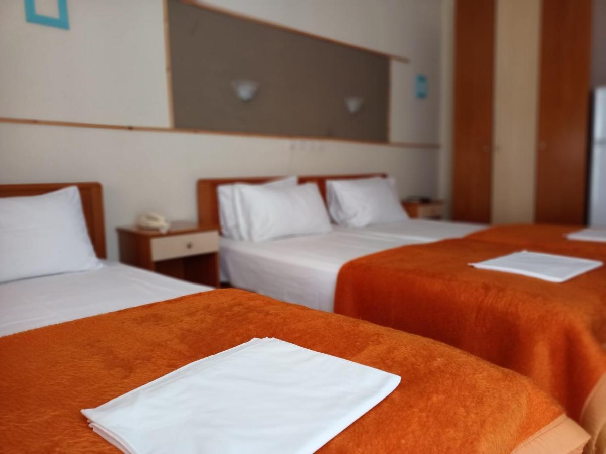 Efstratios Hotel Loutra Edipsou  Pokoj fotografie