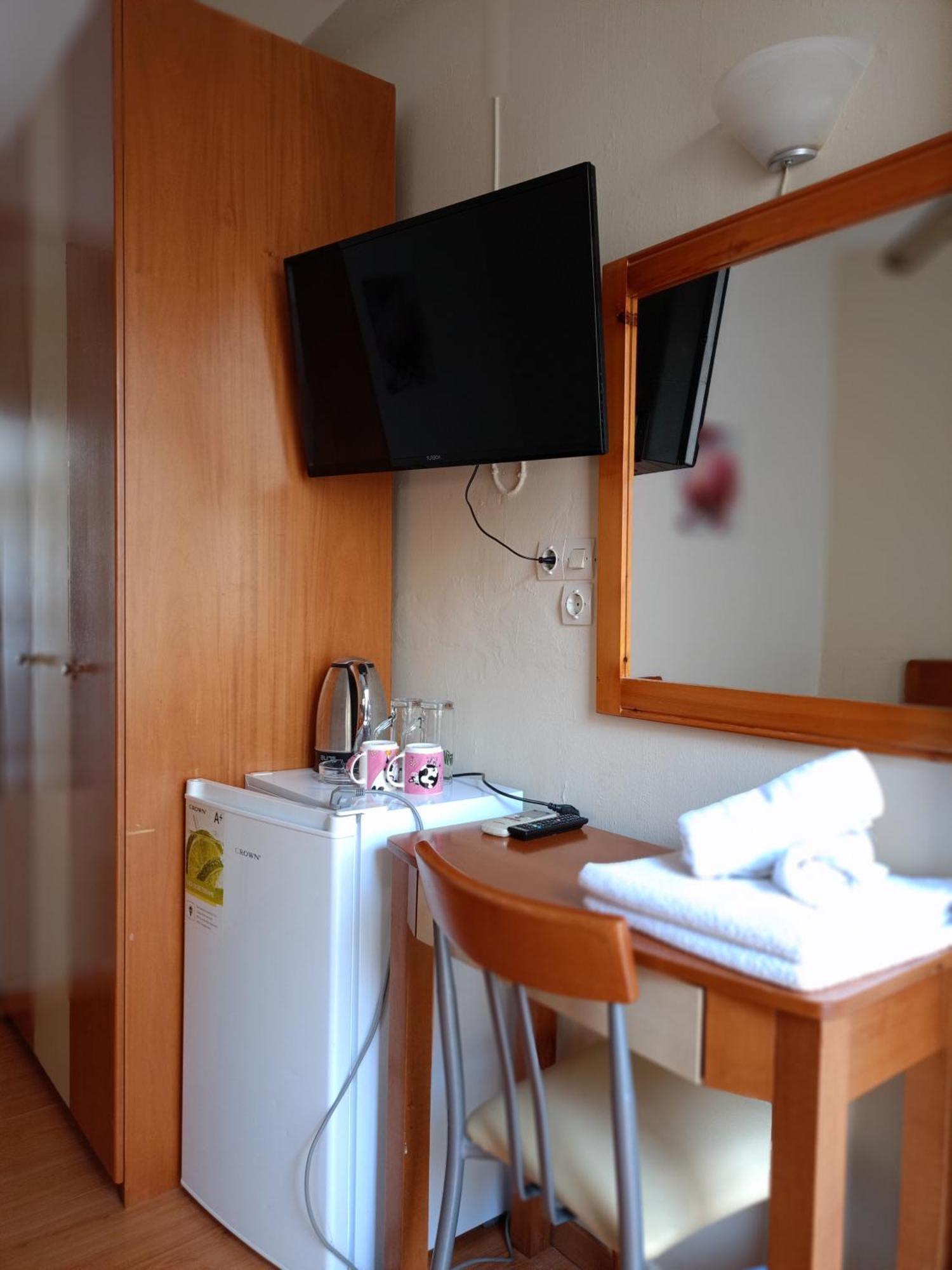 Efstratios Hotel Loutra Edipsou  Pokoj fotografie